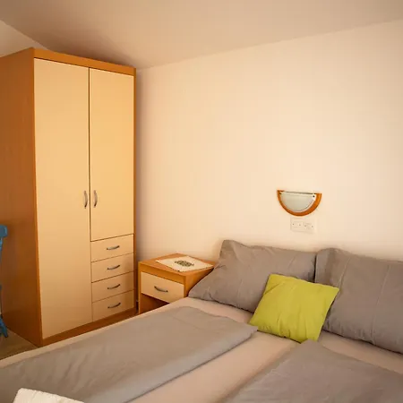 Marija Ii 4*