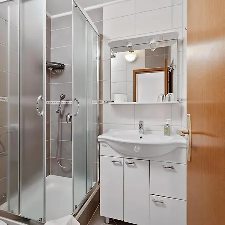 Marija Ii 4*