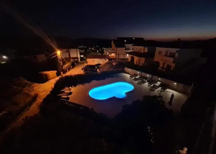 Marija Ii Aparthotel Lopar