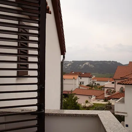 Marija Ii Apartahotel 3*