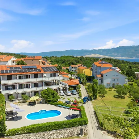 Marija Ii 4*