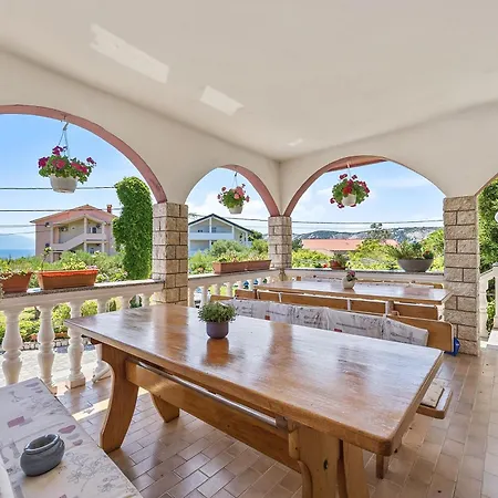 Marija Ii Apartmanhotel