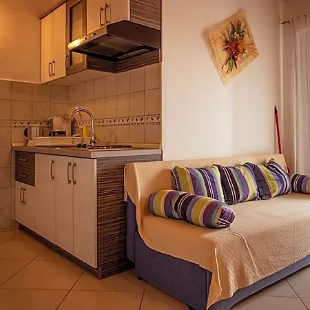 Marija Ii 4*